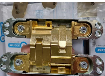 lolamakhfitalae لولا مخفی طلایی 1130 شیام ایتالیا