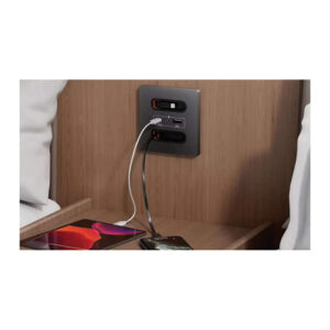 هاپ شارژمدل Teno با کابل شارژ800mm مشکی یک پورت USB3 یک پورت تایپ  C
